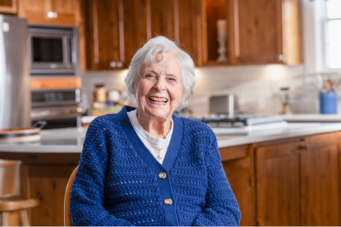 Gail, an IZERVAY patient living with GA